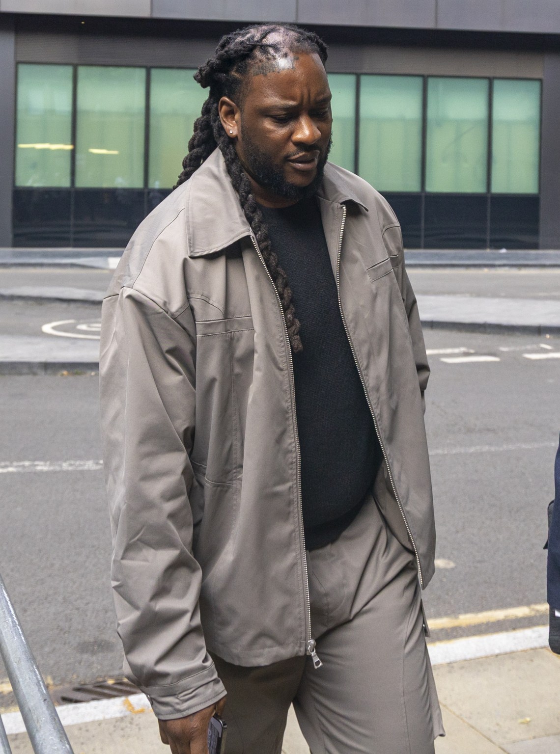 american-rapper-producer-omololu-akinlolu-1004259427.jpg