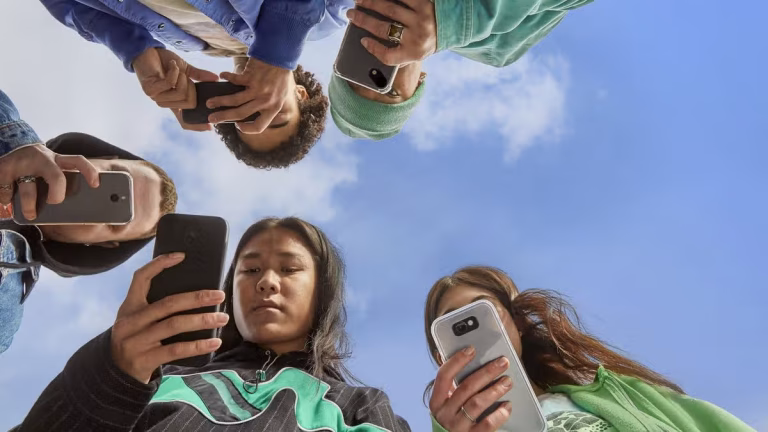 0_Half-of-11-17-year-olds-believe-they-can-get-round-smartphone-restrictions-EE-shows-parents-what-t.avif