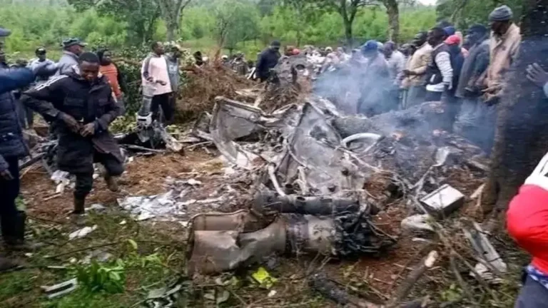 chopper-crash-site-kenya_1787141560.webp