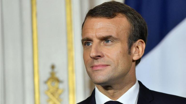 macron-1902-_1786730767.jpg