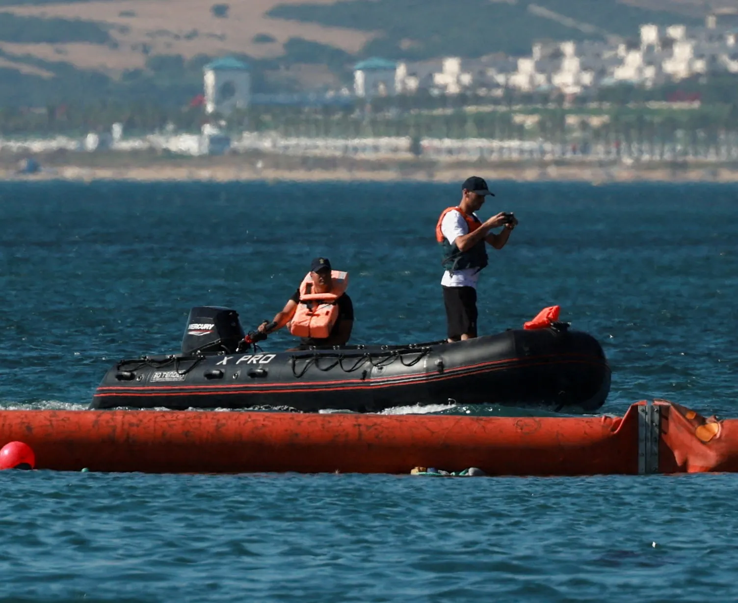 members-royal-moroccan-navy-patrol-1099033039.jpg